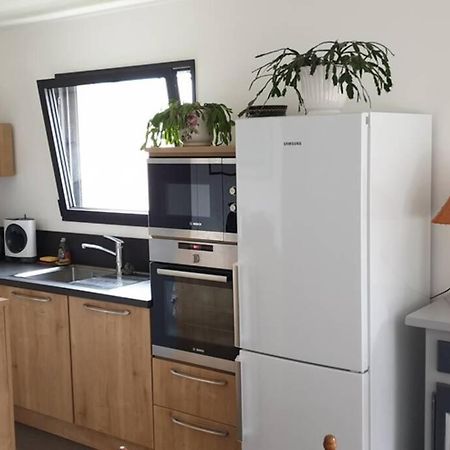 Вилла Les Embruns Jardin Сен-Поль-де-Леон Экстерьер фото